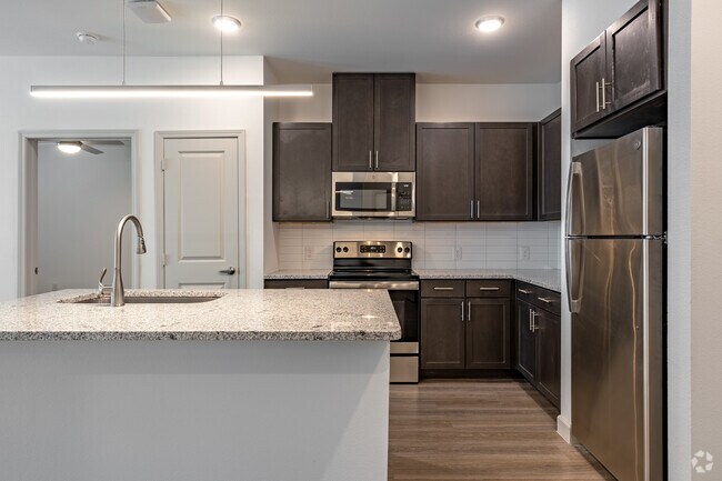 The Luxe at Las Colinas - Your Lifestyle, Refined photo 2
