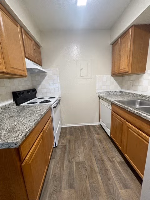 3233 Bonnie Dr Fort Worth, TX 76116 photo 5
