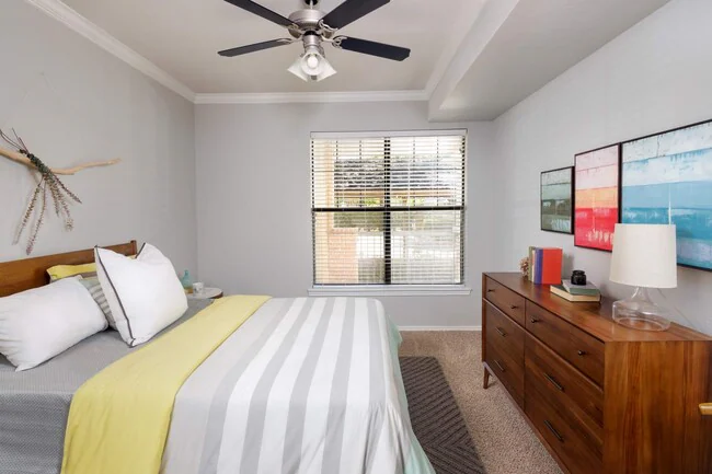 Eastbridge Apartments photo 4