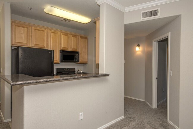 2992 N Miller Rd Scottsdale, AZ 85251 photo 3