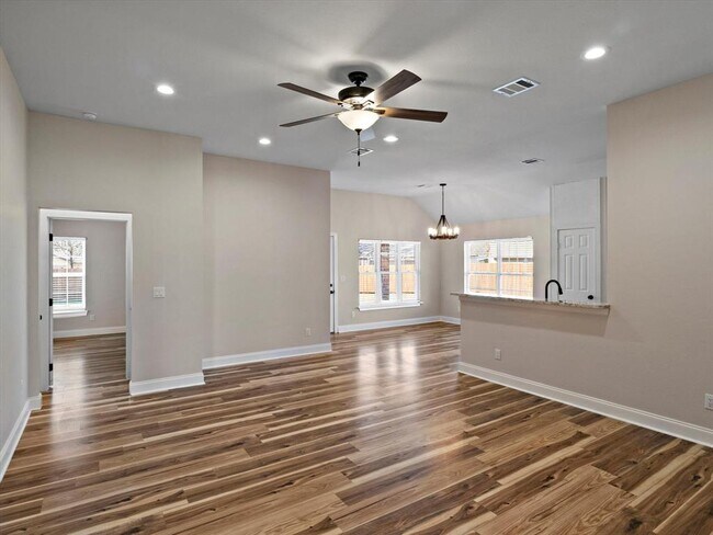 229 Quail Run, Aubrey, TX 76227 photo 4
