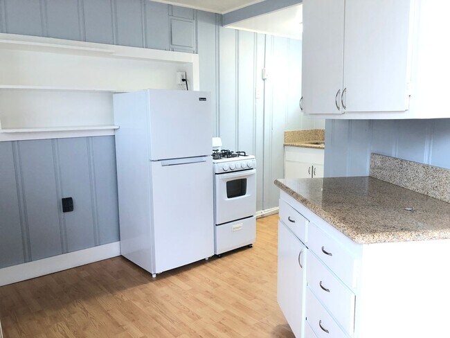 2111 Wightman St San Diego, CA 92104 photo 2