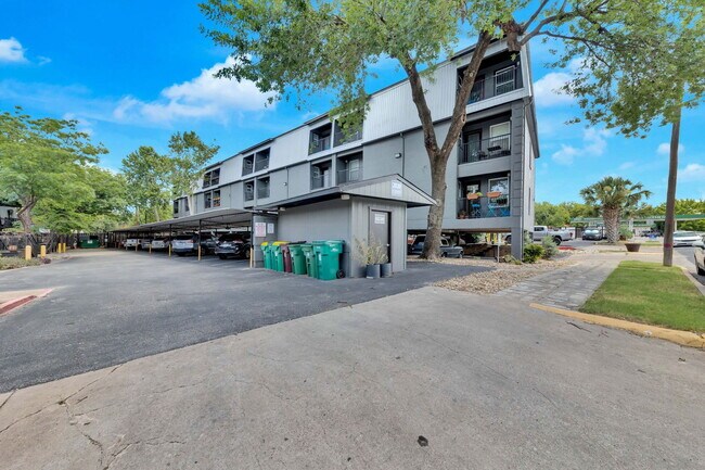 2020 S Congress Ave Austin, TX 78704 photo 2