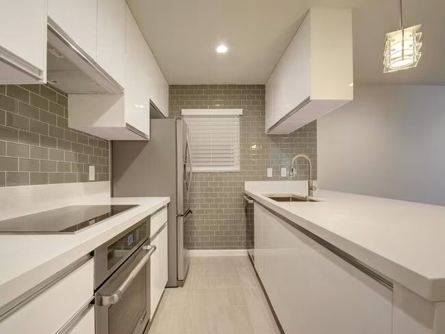 3110 Red River St Austin, TX 78705 photo 5