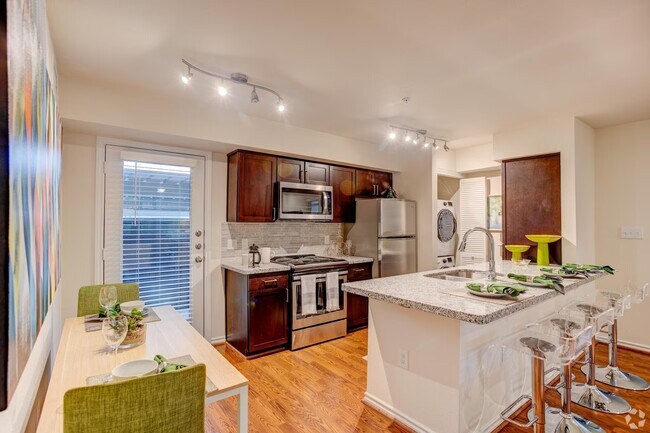3000 Unity Drive, Houston, TX 77057 photo 2