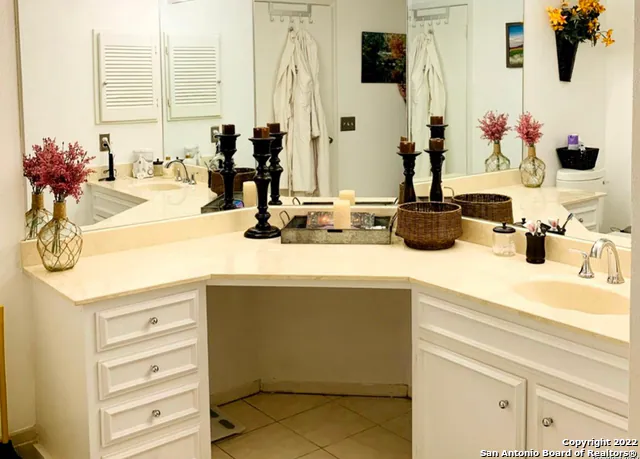 8033 N New Braunfels Ave San Antonio, TX 78209 photo 5