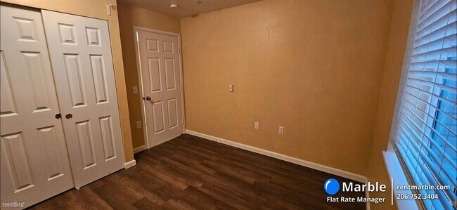 33020 10th Ave SW Federal Way, WA 98023 photo 4