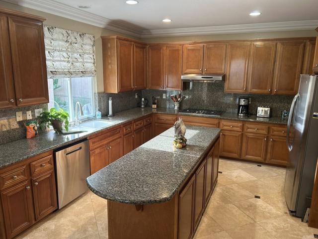 6415 Calmeria Place, Carlsbad, CA 92011 photo 4