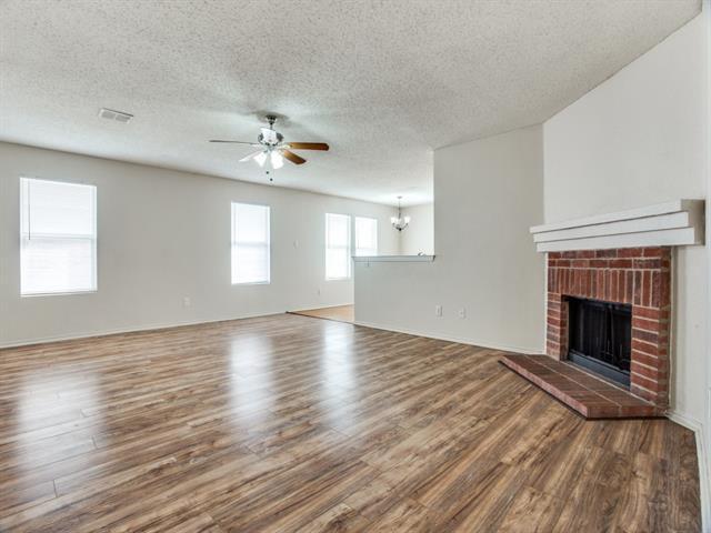 3875 Fox Run Drive, Fort Worth, TX 76123 photo 3