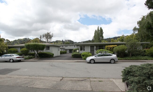 23 Redwood Avenue, Corte Madera, CA 94925 photo 4