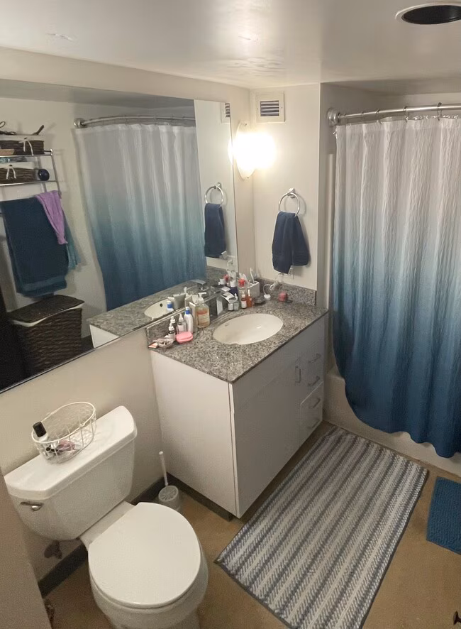 425 W Beech St San Diego, CA 92101 photo 5