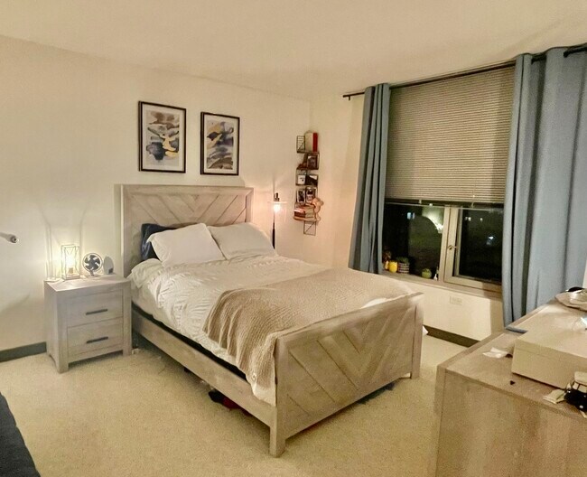 425 W Beech St San Diego, CA 92101 photo 2