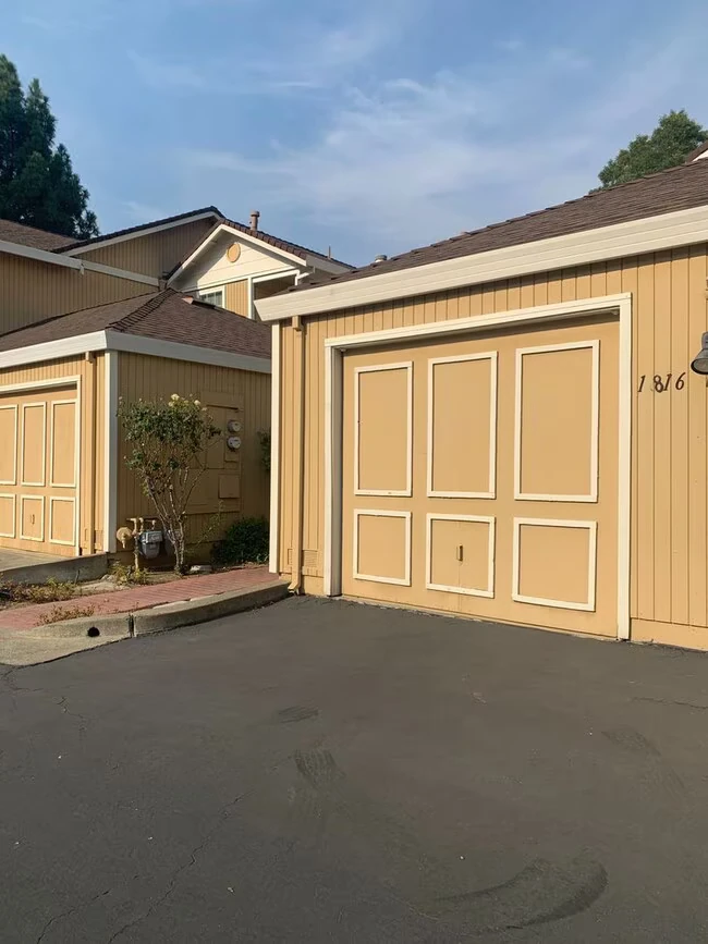 1816 Shirley Dr Benicia, CA 94510 photo 3