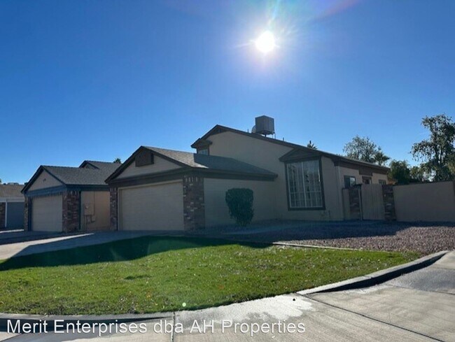 831 E CALLE DEL NORTE photo 2