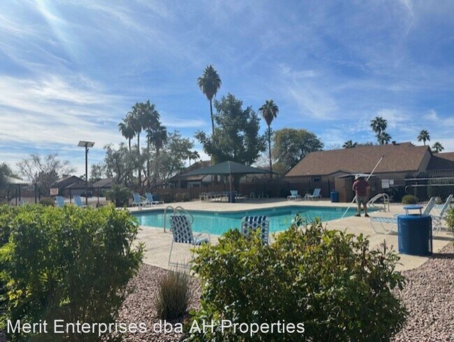 831 E CALLE DEL NORTE photo 3