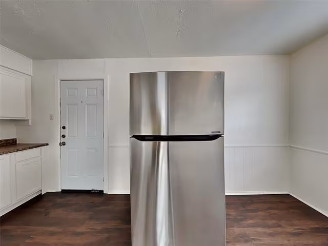 2805 Carter Street, Dallas, TX 75210 photo 4