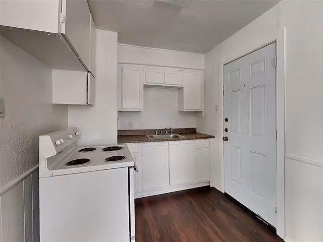 2805 Carter Street, Dallas, TX 75210 photo 5