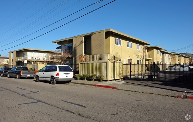 Casa Vista Apartments photo 3