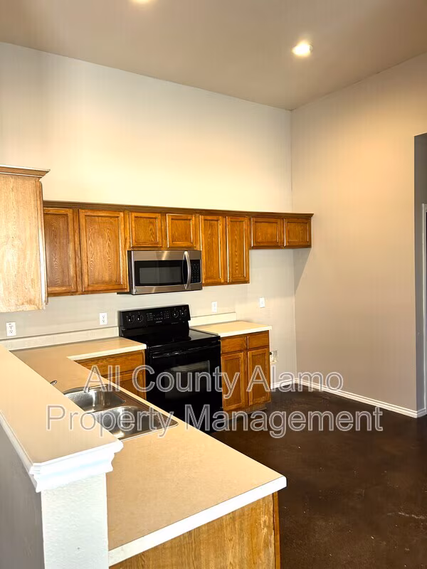 5723 Golf Heights San Antonio, TX 78244 photo 3