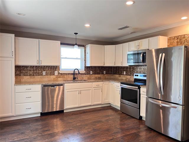 2212 Placid Dr Carrollton, TX 75007 photo 2