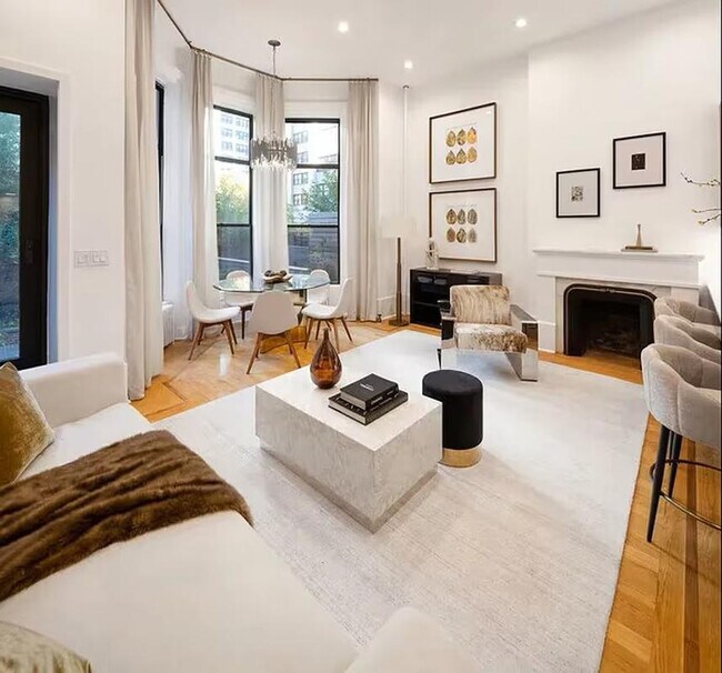 543 3rd Ave New York, NY 10016 photo 2