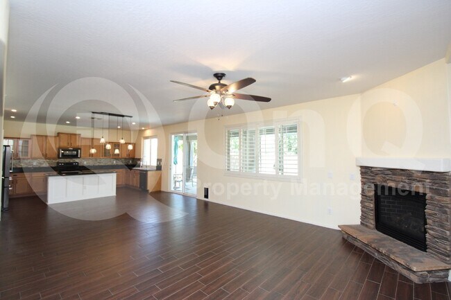 4495 South Carmalita Court, Gilbert, AZ 85297 photo 5
