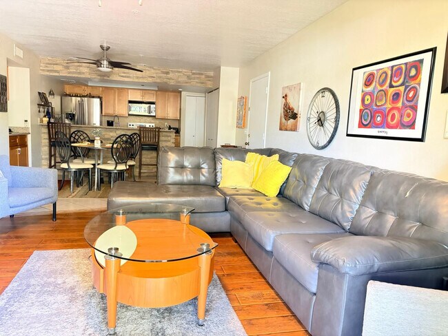 7777 E Main St Scottsdale, AZ 85251 photo 4