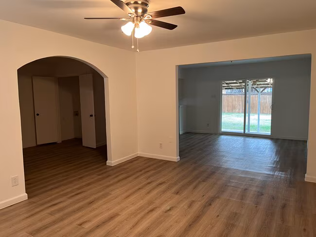 9216 Freeport Drive, Dallas, TX 75228 photo 3