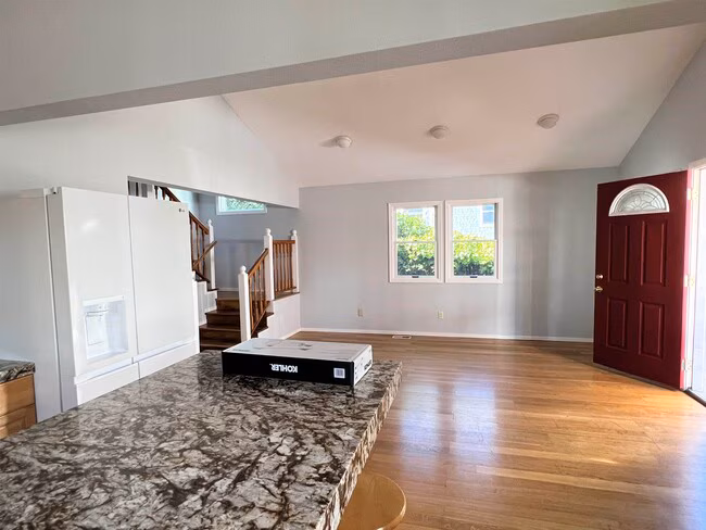 2438 Martin Luther King Jr Way, Berkeley (Apartment) photo 3