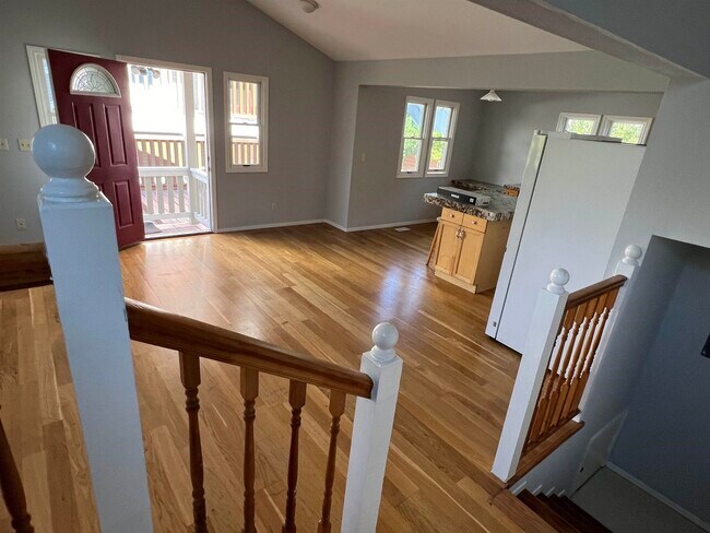 2438 Martin Luther King Jr Way, Berkeley (Apartment) photo 5