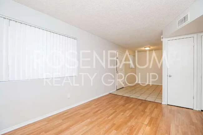 1050 W University Dr Mesa, AZ 85201 photo 3