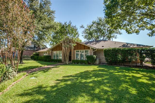 2700 Quail Ridge Dr Carrollton, TX 75006 photo 2