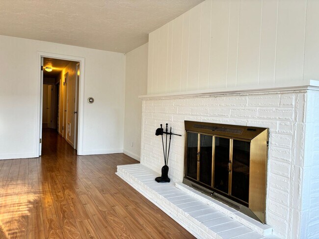 12503-12505 26th Ave NE Seattle, WA 98125 photo 3