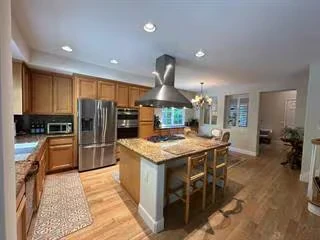 106 Oak Haven Pl Mountain View, CA 94041 photo 4