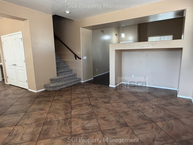15101 N 173rd Dr Surprise, AZ 85388 photo 3