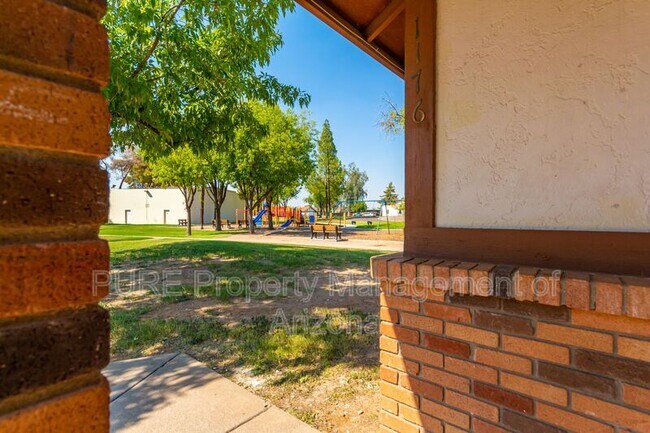 5135 E Evergreen St Mesa, AZ 85205 photo 5