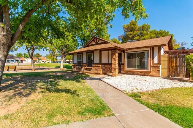 5135 E Evergreen St Mesa, AZ 85205 photo 3