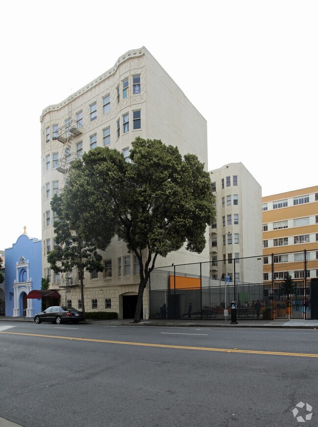Symphony Tower Apartments photo 2