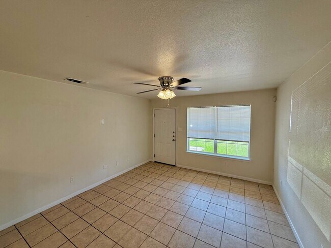 3110 Baldwin Loop Killeen, TX 76549 photo 4