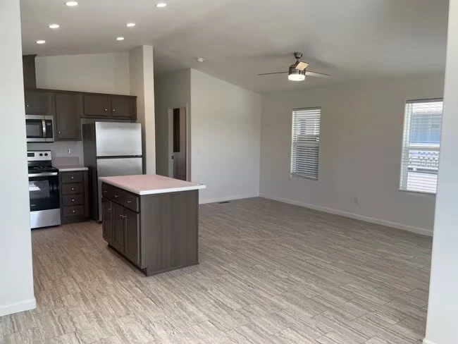 17814 N 17th Way Phoenix, AZ 85022 photo 2