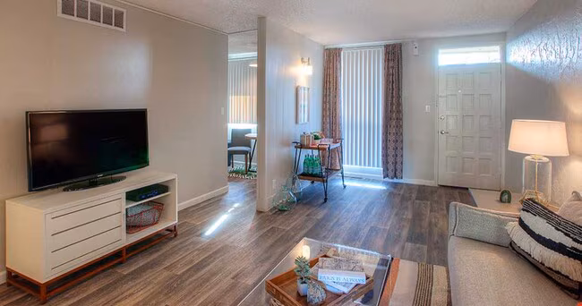 The Venue On Camelback Apartments photo 5