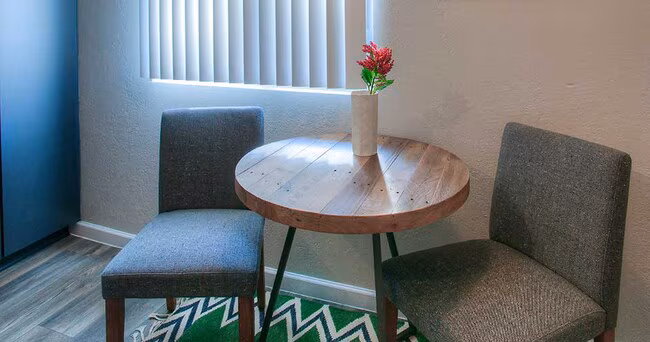 The Venue On Camelback Apartments photo 3