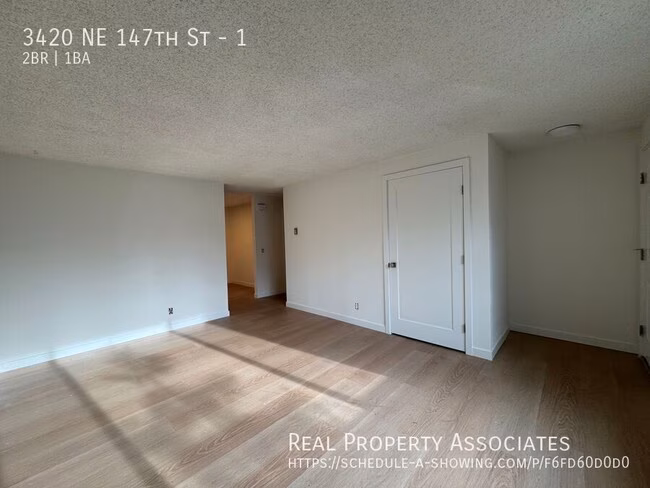 3420 NE 147th St Lake Forest Park, WA 98155 photo 2