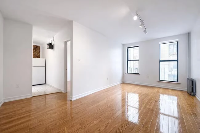 112 Haven Ave New York, NY 10032 photo 2