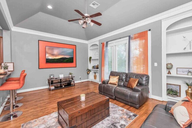 2521 Saint Emanuel Street, Houston, TX 77004 photo 5