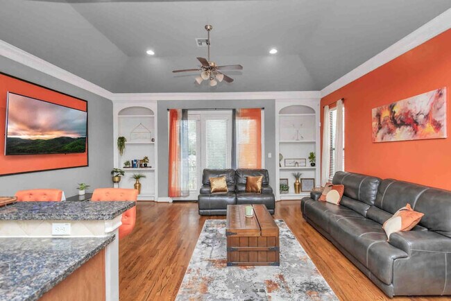 2521 Saint Emanuel Street, Houston, TX 77004 photo 4