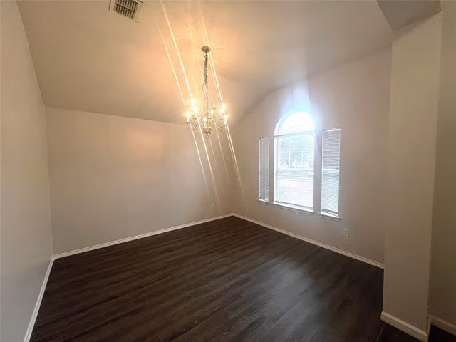 1923 Pin Oak Lane, Dallas, TX 75253 photo 4