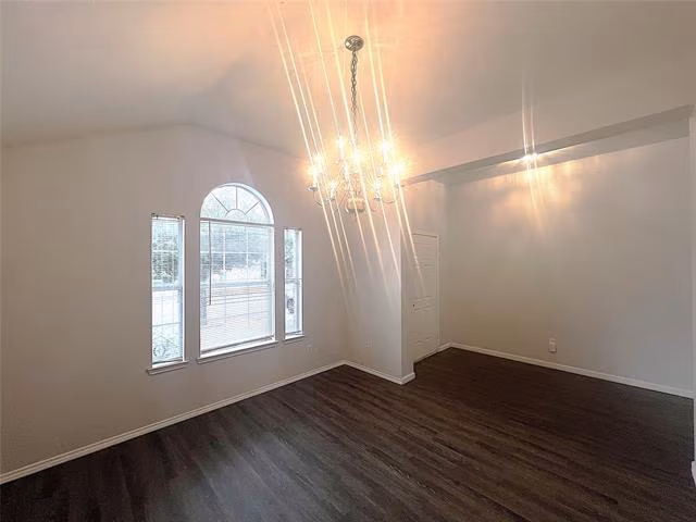 1923 Pin Oak Lane, Dallas, TX 75253 photo 5