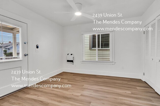 2439 Union St San Diego, CA 92101 photo 4