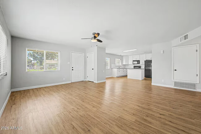 5938 W Ocotillo Rd Glendale, AZ 85301 photo 5